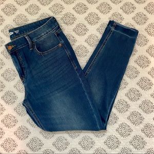 Old Navy Rockstar Skinny Jeans Medium Wash Size 12